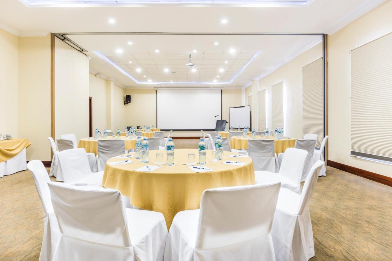 Holiday Inn Express Quito By Ihg Esterno foto