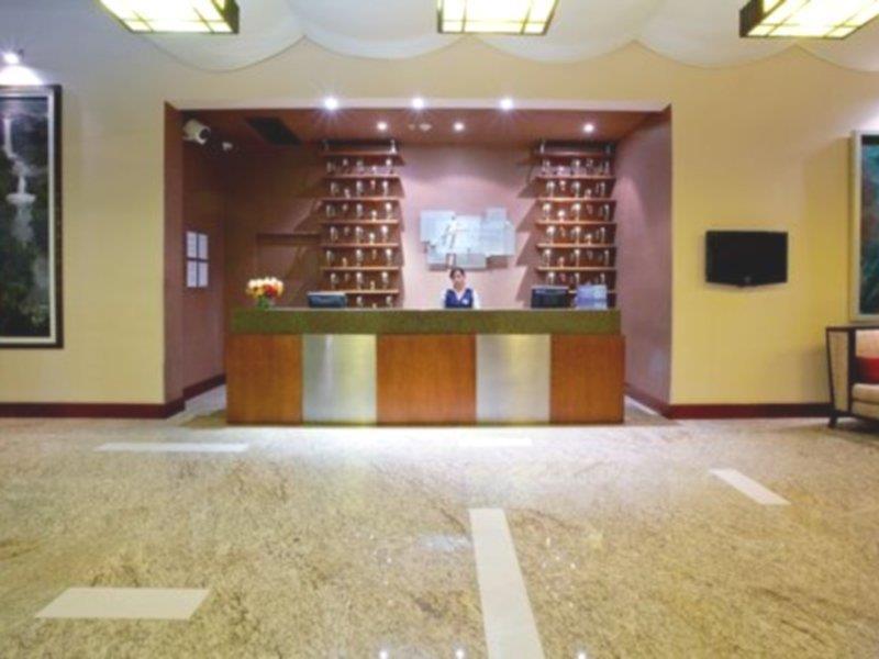 Holiday Inn Express Quito By Ihg Esterno foto