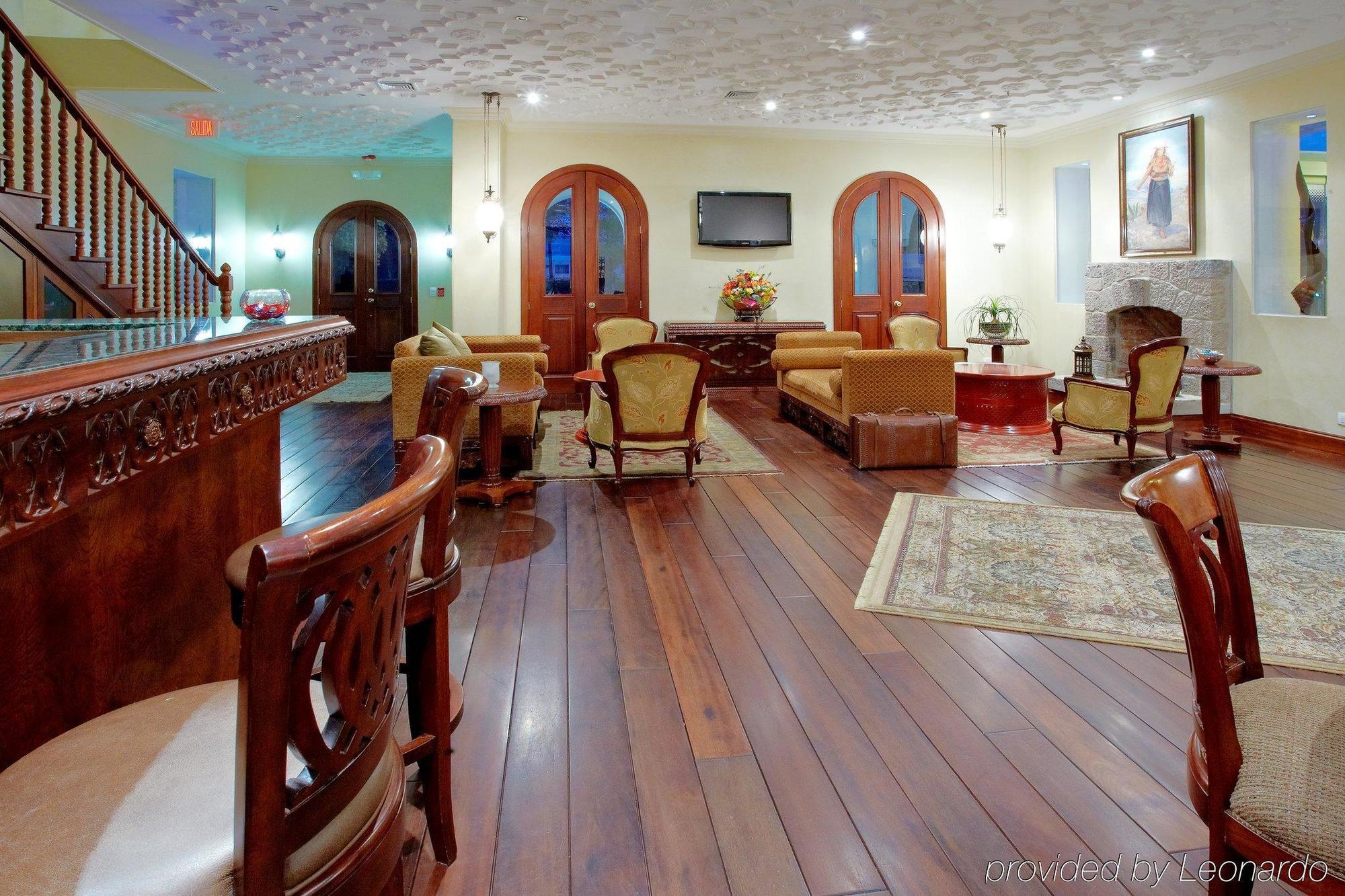 Holiday Inn Express Quito By Ihg Esterno foto