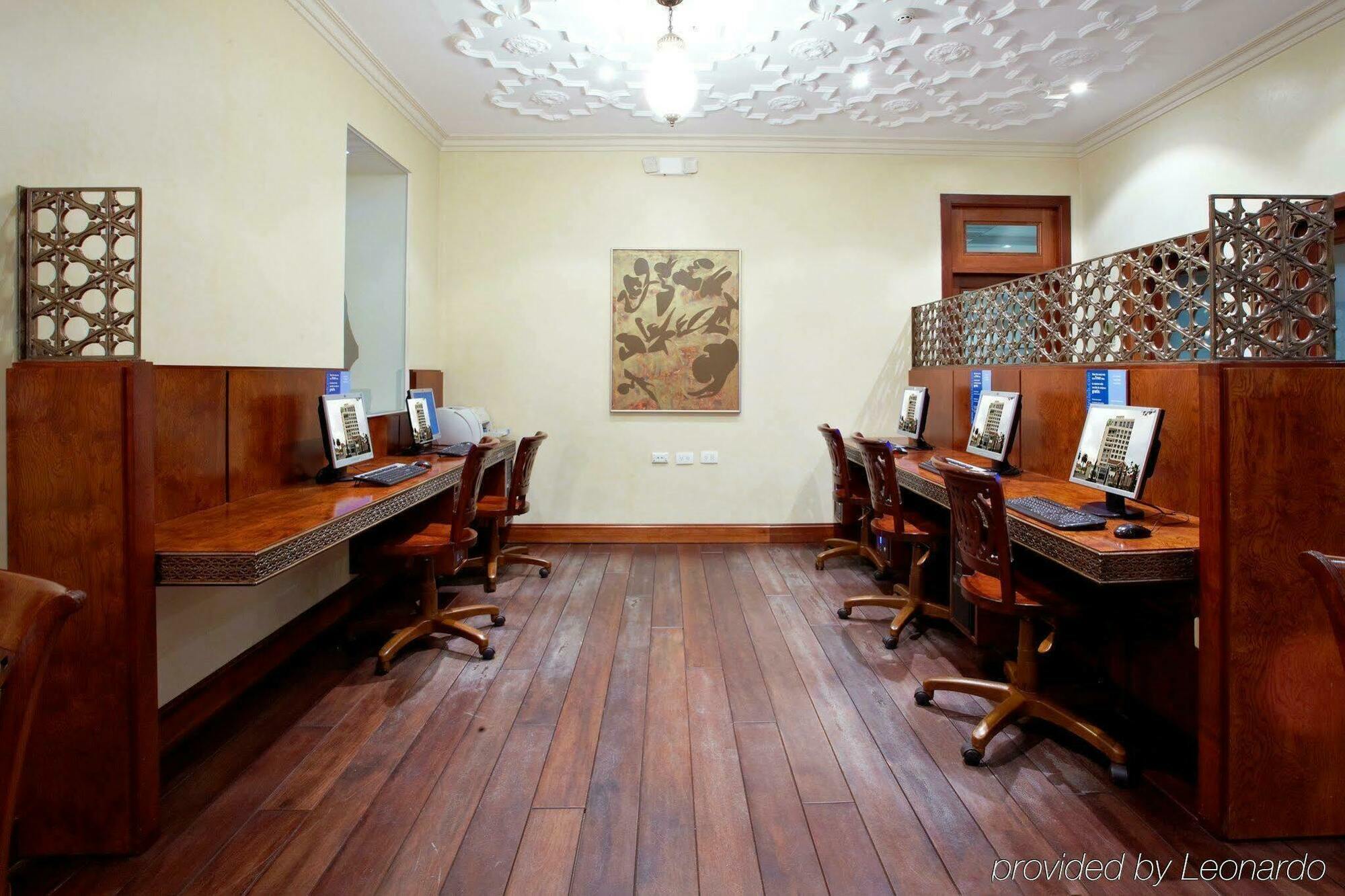 Holiday Inn Express Quito By Ihg Esterno foto