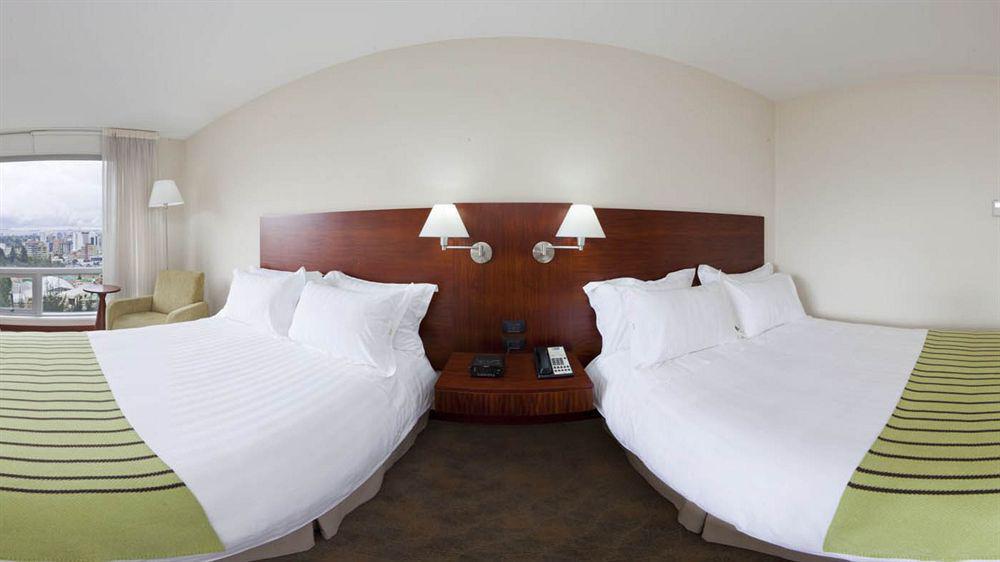 Holiday Inn Express Quito By Ihg Esterno foto